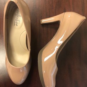 Clarks Collection Adriel Viola Pumps